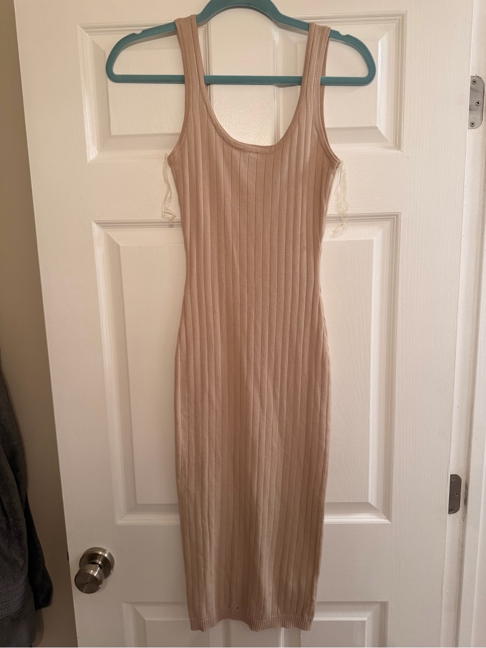 NWOT Windsor Beige Ribbed Tank Midi Dress